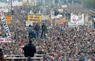 Demonstarion in Ost-Berlin am 4. November 1989